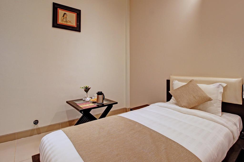 Hotel Nawalgarh Plaza Kamer foto